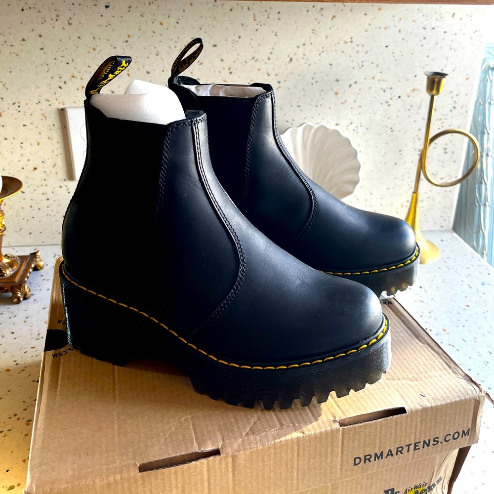 Brand new Authentic DR. Martens  Rometty Chelsea platform boots still in box